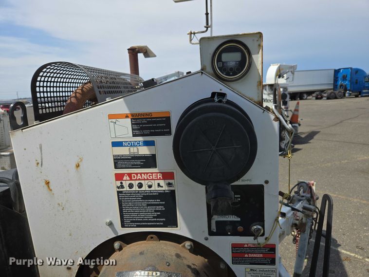 image for item YA0798 2017 Altec DC 1317 wood chipper