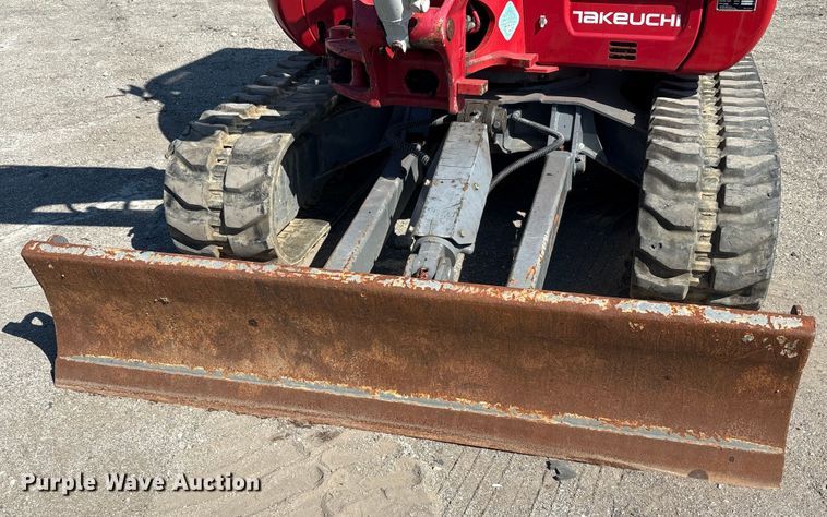 image for item YA0952 2019 Takeuchi TB240  mini excavator