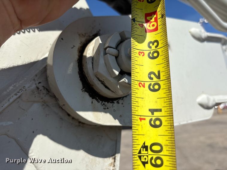 image for item YA0952 2019 Takeuchi TB240  mini excavator