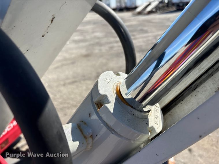 image for item YA0952 2019 Takeuchi TB240  mini excavator