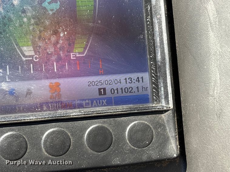 image for item YA0952 2019 Takeuchi TB240  mini excavator