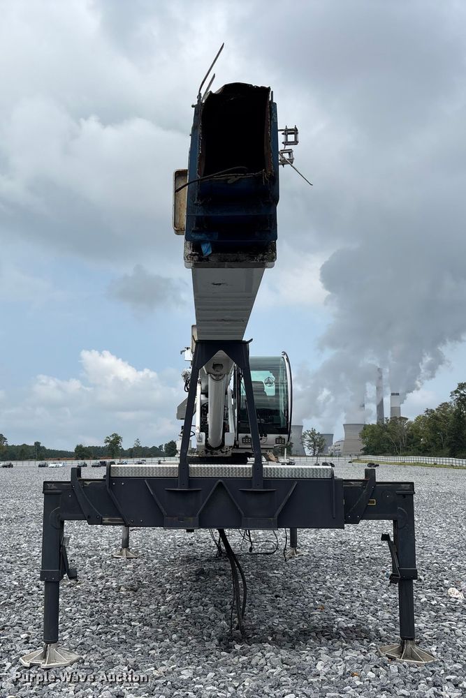 image for item YA0957 2015 Manitex TC450-142 truck mounted crane