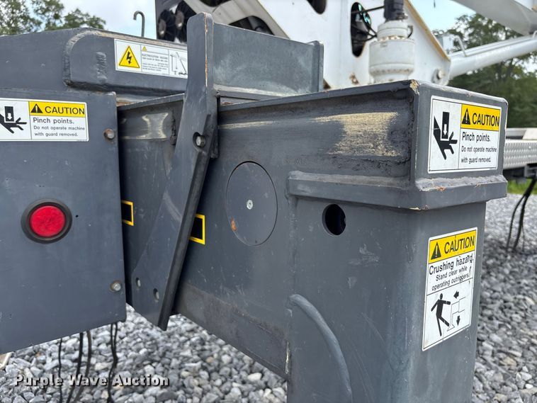 image for item YA0957 2015 Manitex TC450-142 truck mounted crane