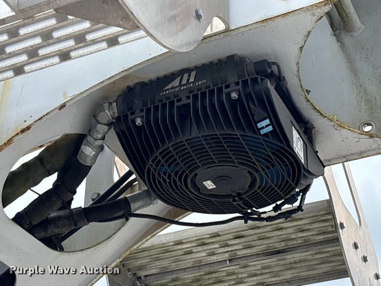 image for item YA0957 2015 Manitex TC450-142 truck mounted crane