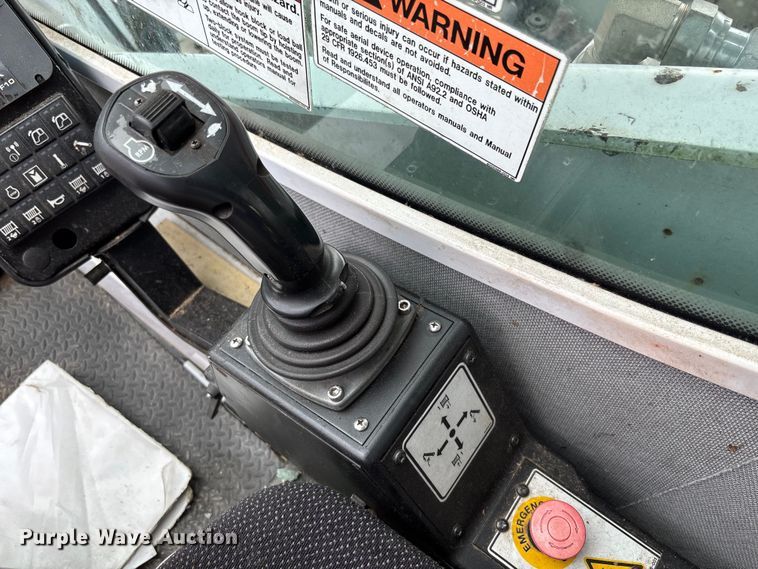 image for item YA0957 2015 Manitex TC450-142 truck mounted crane