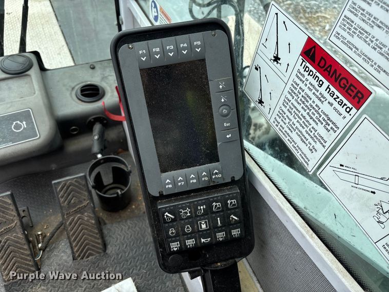 image for item YA0957 2015 Manitex TC450-142 truck mounted crane