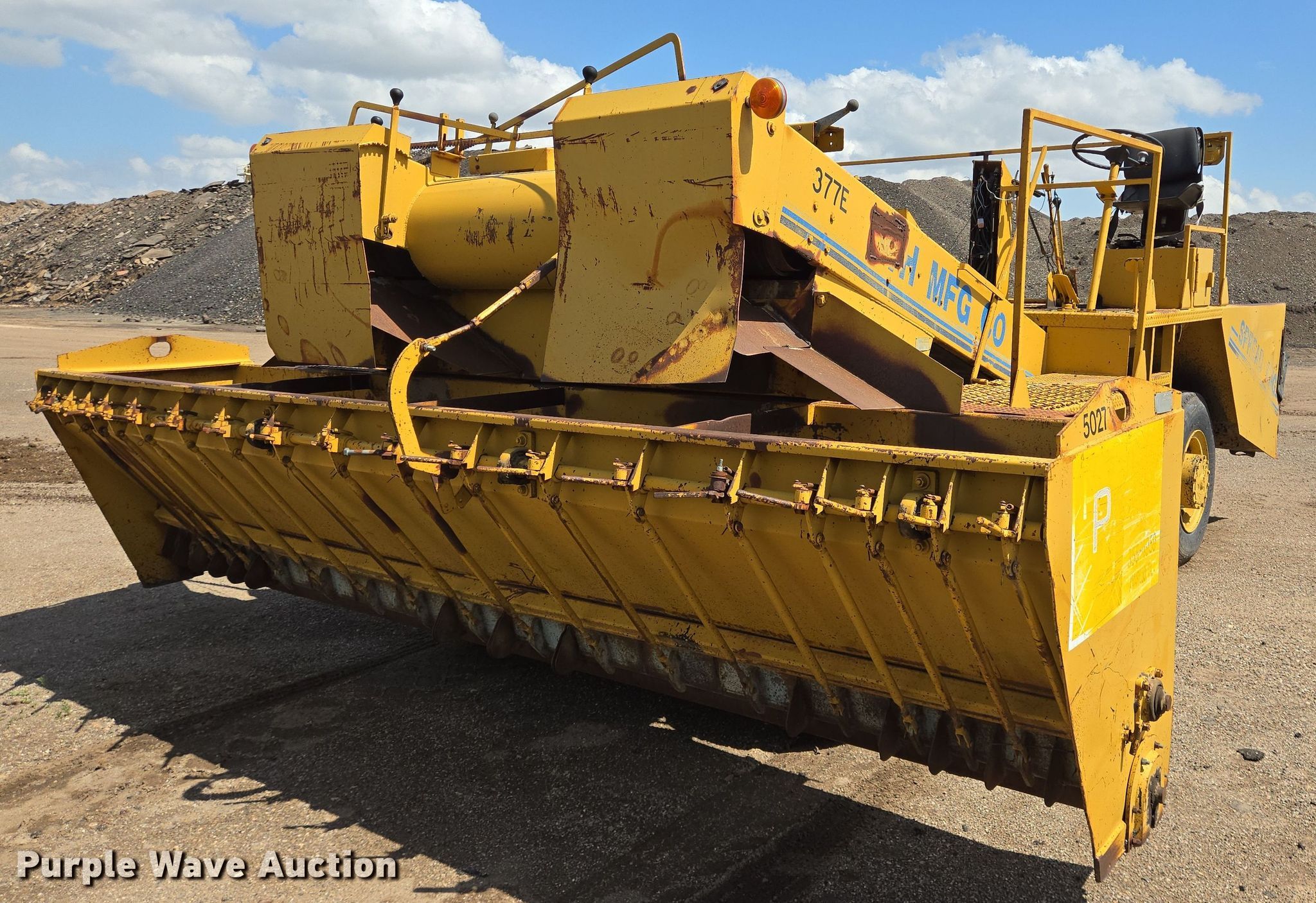 WH MFG Spread King chip spreader in Amarillo, TX | Item DT4914 for