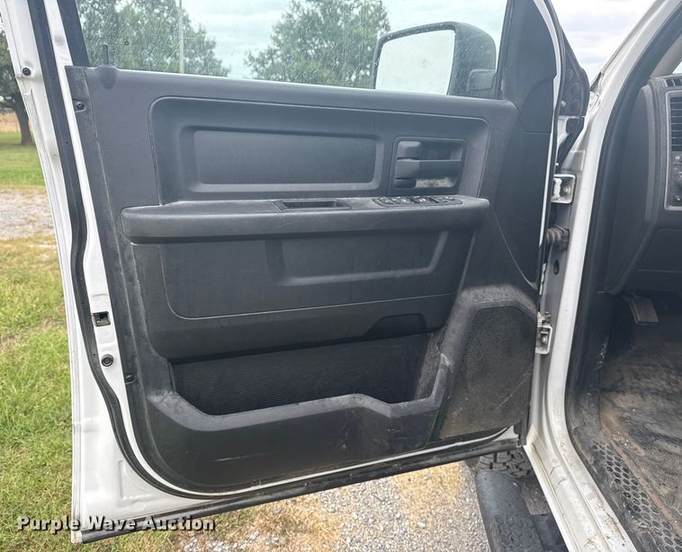 image for item DJ7773 2017 Dodge Ram 1500 Quad Cab pickup truck