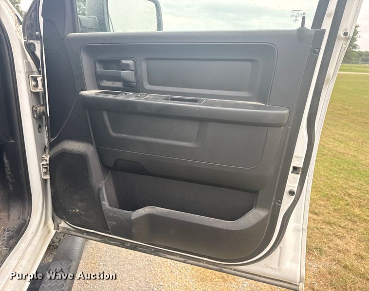 image for item DJ7773 2017 Dodge Ram 1500 Quad Cab pickup truck