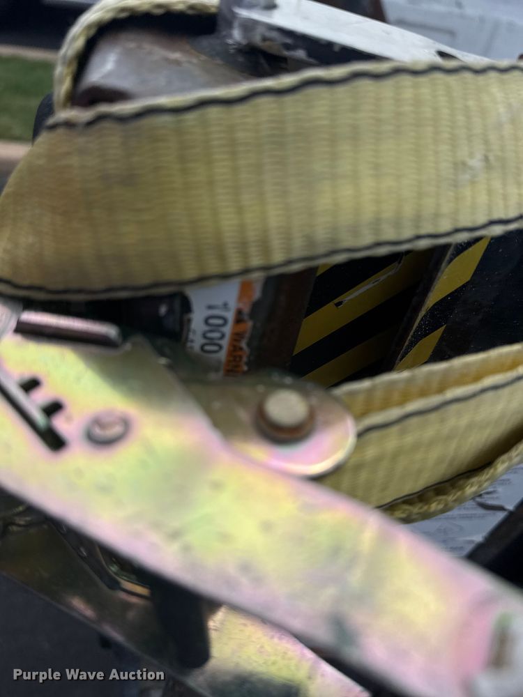 image for item DJ7779 2006 Chevrolet Silverado 1500 pickup truck