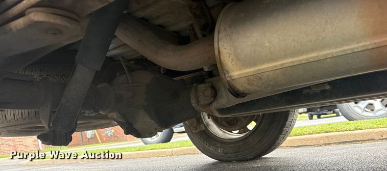 image for item DJ7779 2006 Chevrolet Silverado 1500 pickup truck