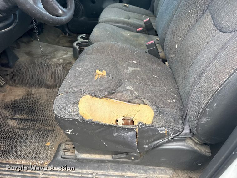 image for item DJ7779 2006 Chevrolet Silverado 1500 pickup truck