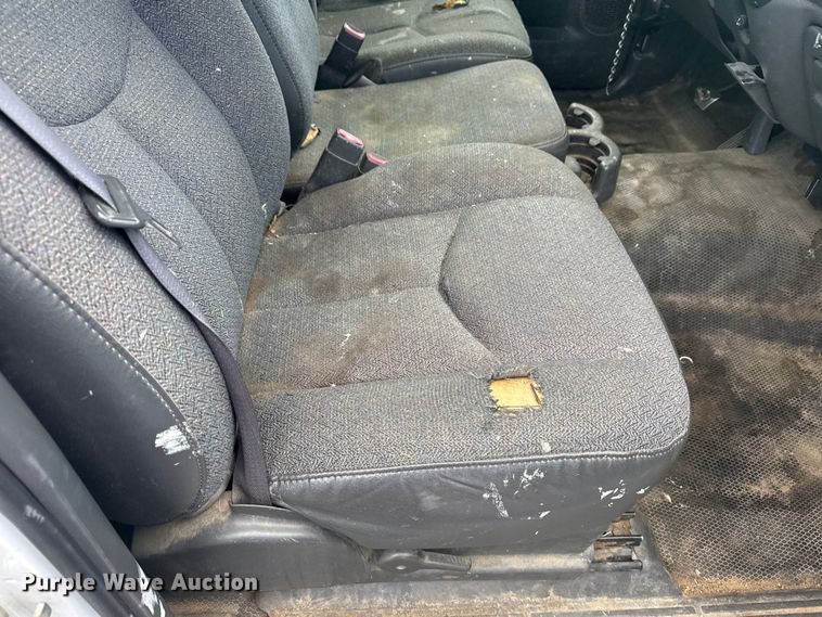 image for item DJ7779 2006 Chevrolet Silverado 1500 pickup truck