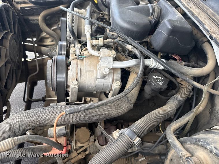 image for item DJ7779 2006 Chevrolet Silverado 1500 pickup truck