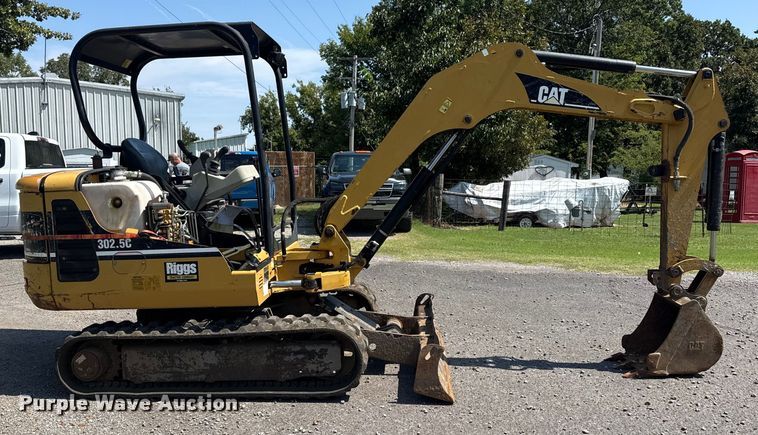 image for item DJ7799 2006 Caterpillar 302.5C mini excavator