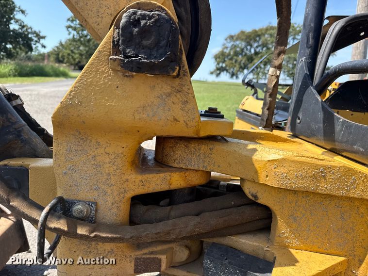 image for item DJ7799 2006 Caterpillar 302.5C mini excavator