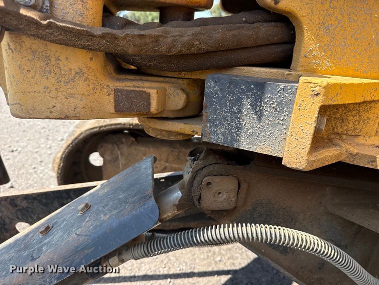 image for item DJ7799 2006 Caterpillar 302.5C mini excavator