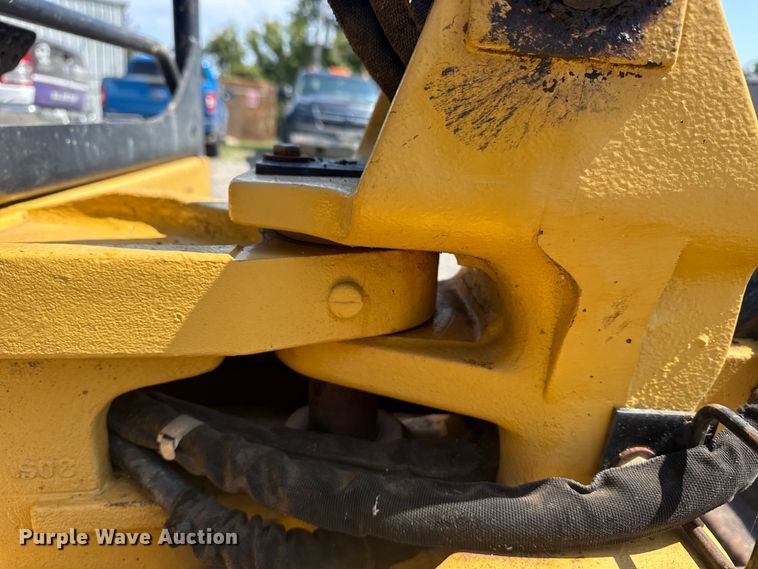 image for item DJ7799 2006 Caterpillar 302.5C mini excavator