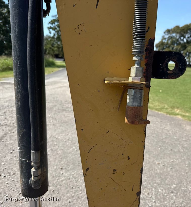 image for item DJ7799 2006 Caterpillar 302.5C mini excavator