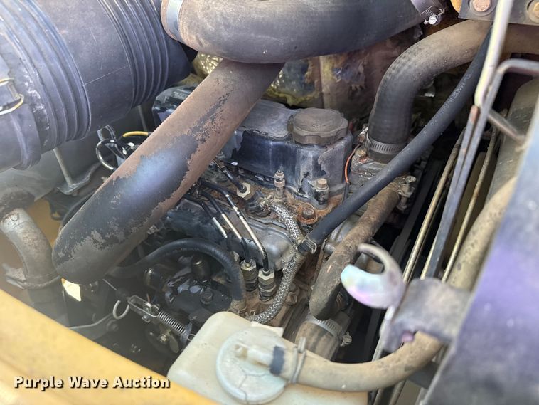 image for item DJ7799 2006 Caterpillar 302.5C mini excavator