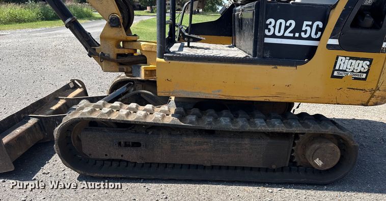 image for item DJ7799 2006 Caterpillar 302.5C mini excavator