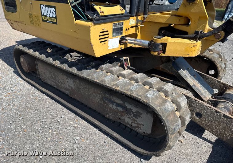 image for item DJ7799 2006 Caterpillar 302.5C mini excavator