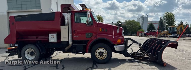 image for item DJ9230 2004 Sterling L8500 dump truck