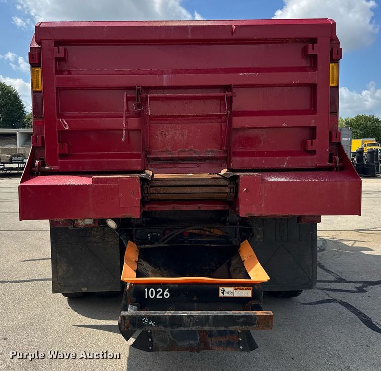 image for item DJ9230 2004 Sterling L8500 dump truck