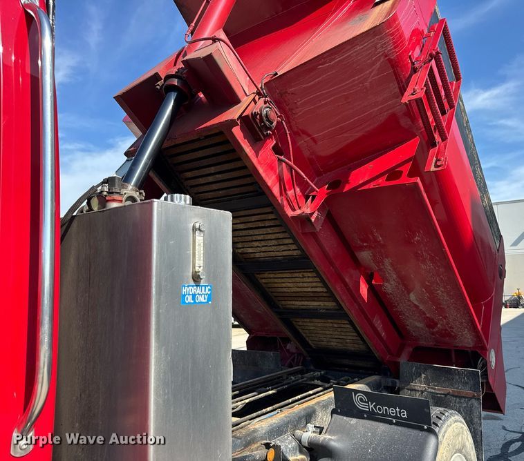 image for item DJ9230 2004 Sterling L8500 dump truck