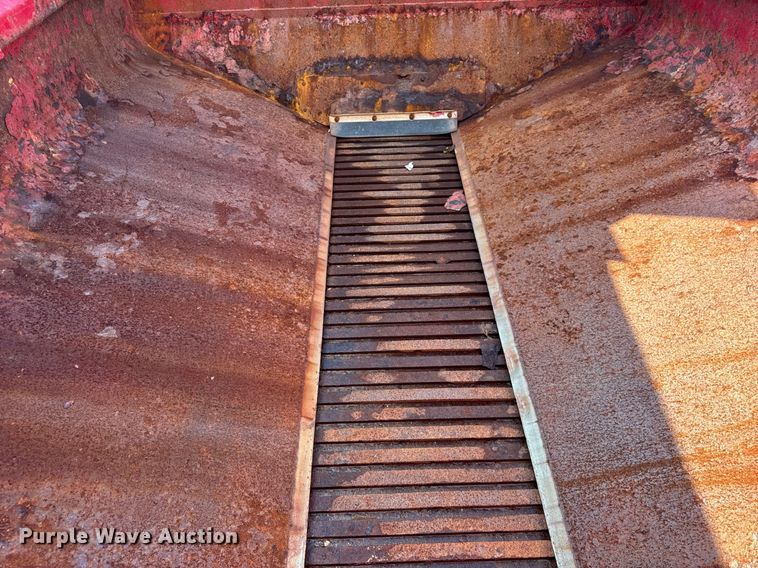 image for item DJ9230 2004 Sterling L8500 dump truck