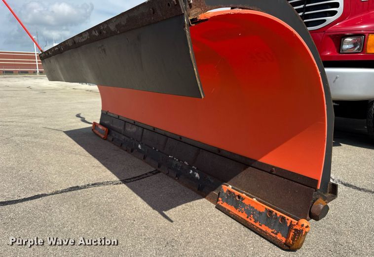 image for item DJ9230 2004 Sterling L8500 dump truck