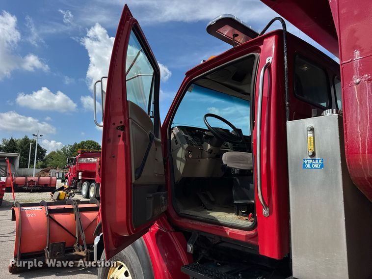 image for item DJ9230 2004 Sterling L8500 dump truck