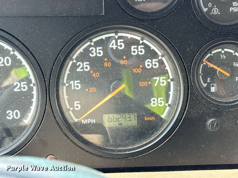 image for item DJ9230 2004 Sterling L8500 dump truck