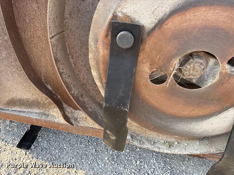 image for item DO2230 John Deere R15 batwing rotary mower