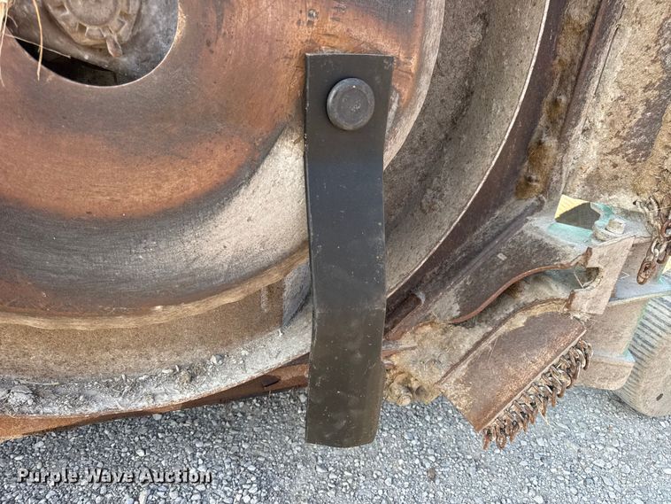 image for item DO2230 John Deere R15 batwing rotary mower