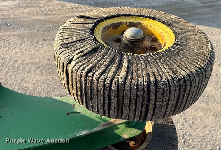 image for item DO2230 John Deere R15 batwing rotary mower