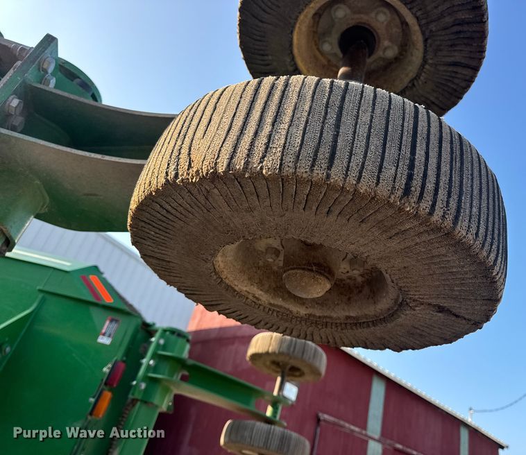 image for item DO2230 John Deere R15 batwing rotary mower