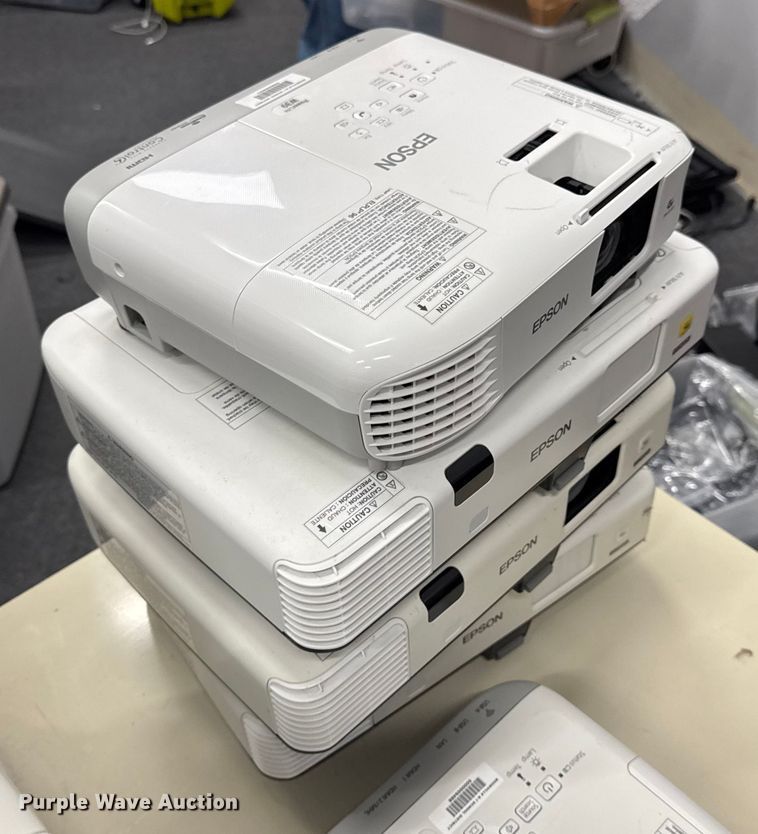 image for item DO2238 Approximately 64 Epson projectors