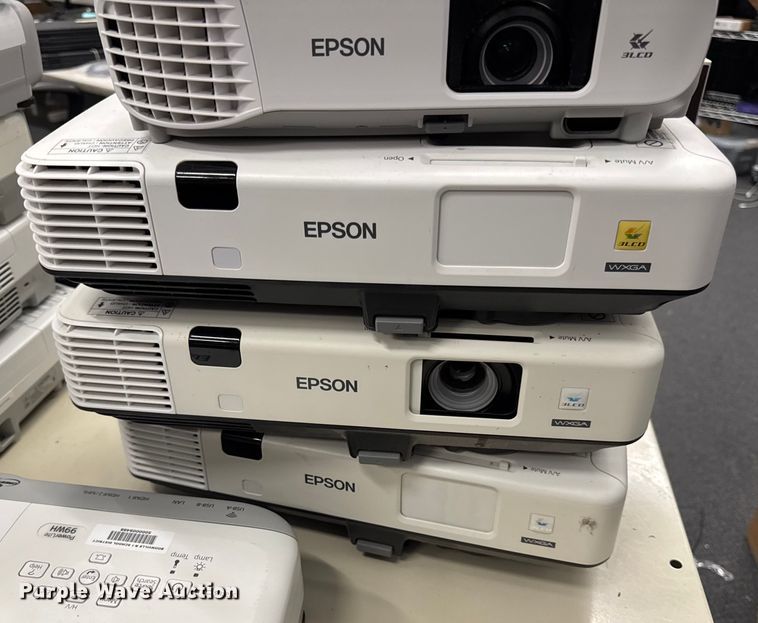 image for item DO2238 Approximately 64 Epson projectors