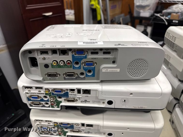 image for item DO2238 Approximately 64 Epson projectors