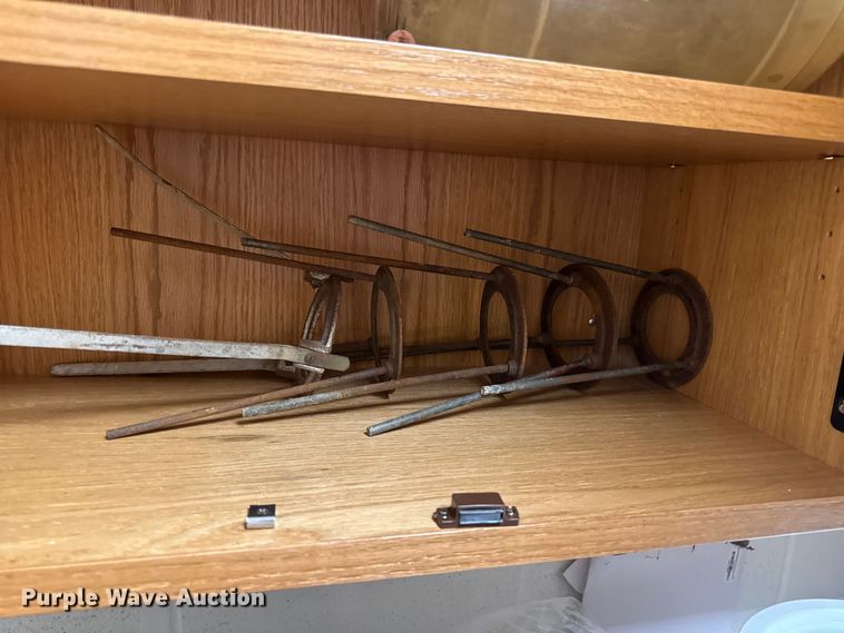 image for item DO2242 Office equipment