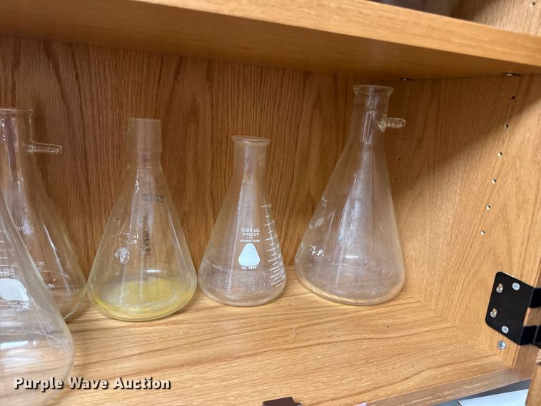 image for item DO2242 Office equipment