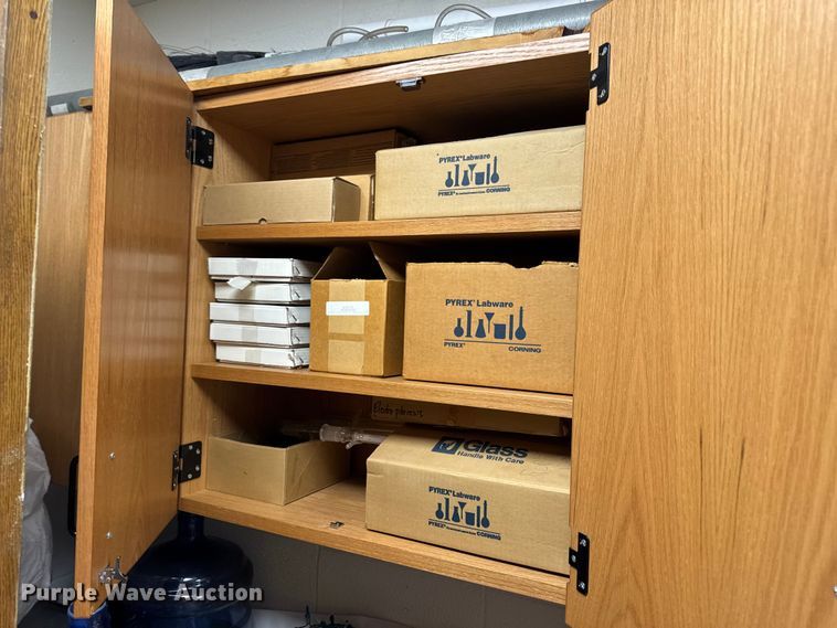 image for item DO2242 Office equipment