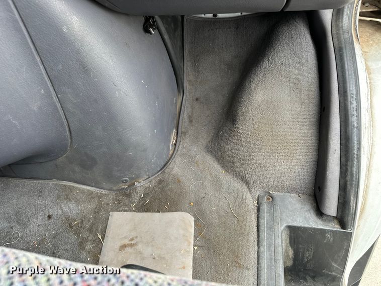 image for item DP8844 2000 Dodge Ram Wagon van