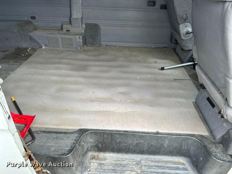 image for item DP8844 2000 Dodge Ram Wagon van