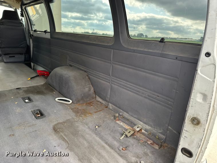 image for item DP8844 2000 Dodge Ram Wagon van