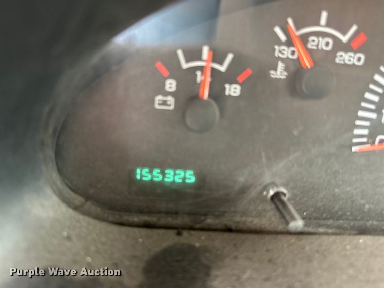 image for item DP8844 2000 Dodge Ram Wagon van