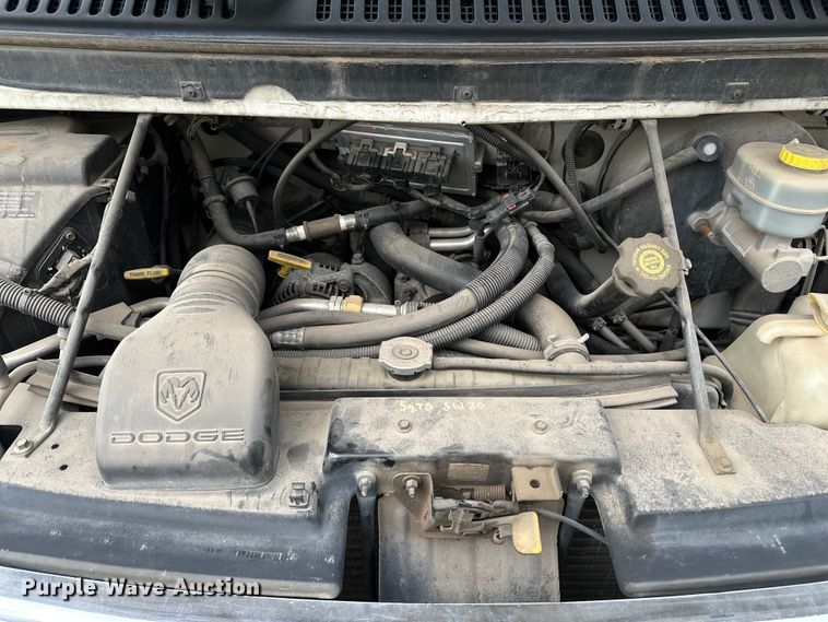 image for item DP8844 2000 Dodge Ram Wagon van