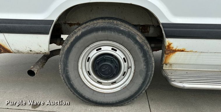 image for item DP8844 2000 Dodge Ram Wagon van