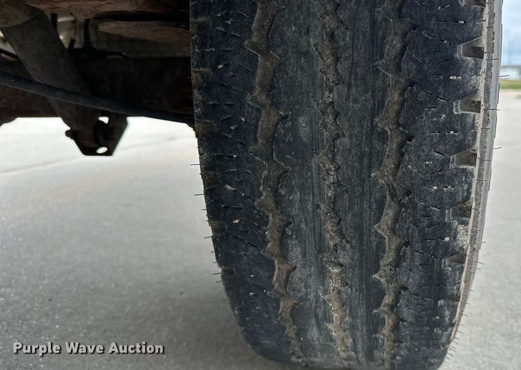 image for item DP8844 2000 Dodge Ram Wagon van